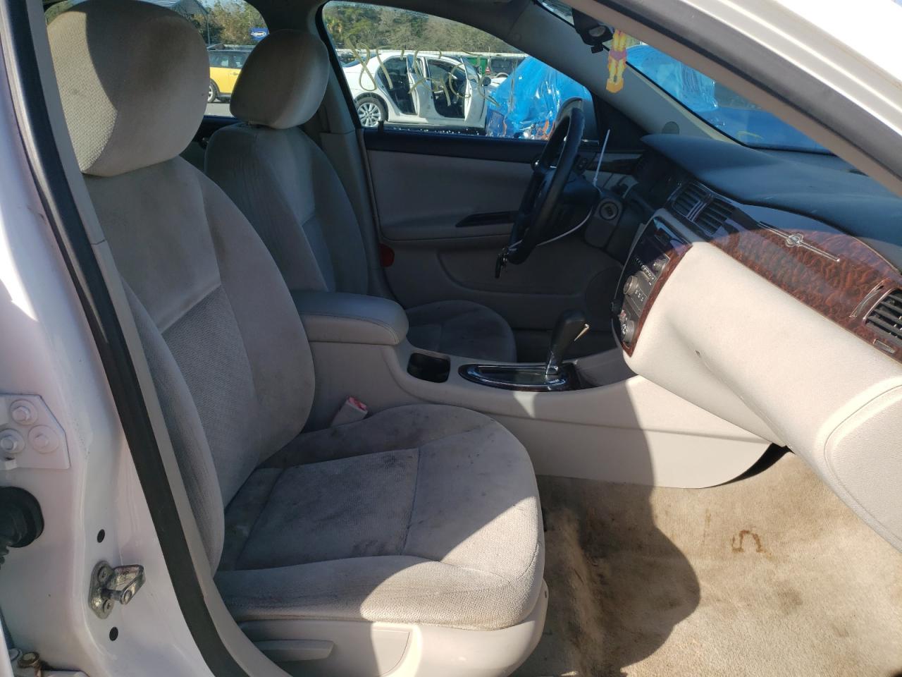 Photo 5 from auction – 2016 CHEVROLET IMPALA LT with VIN 2G1WB5E33G1105689