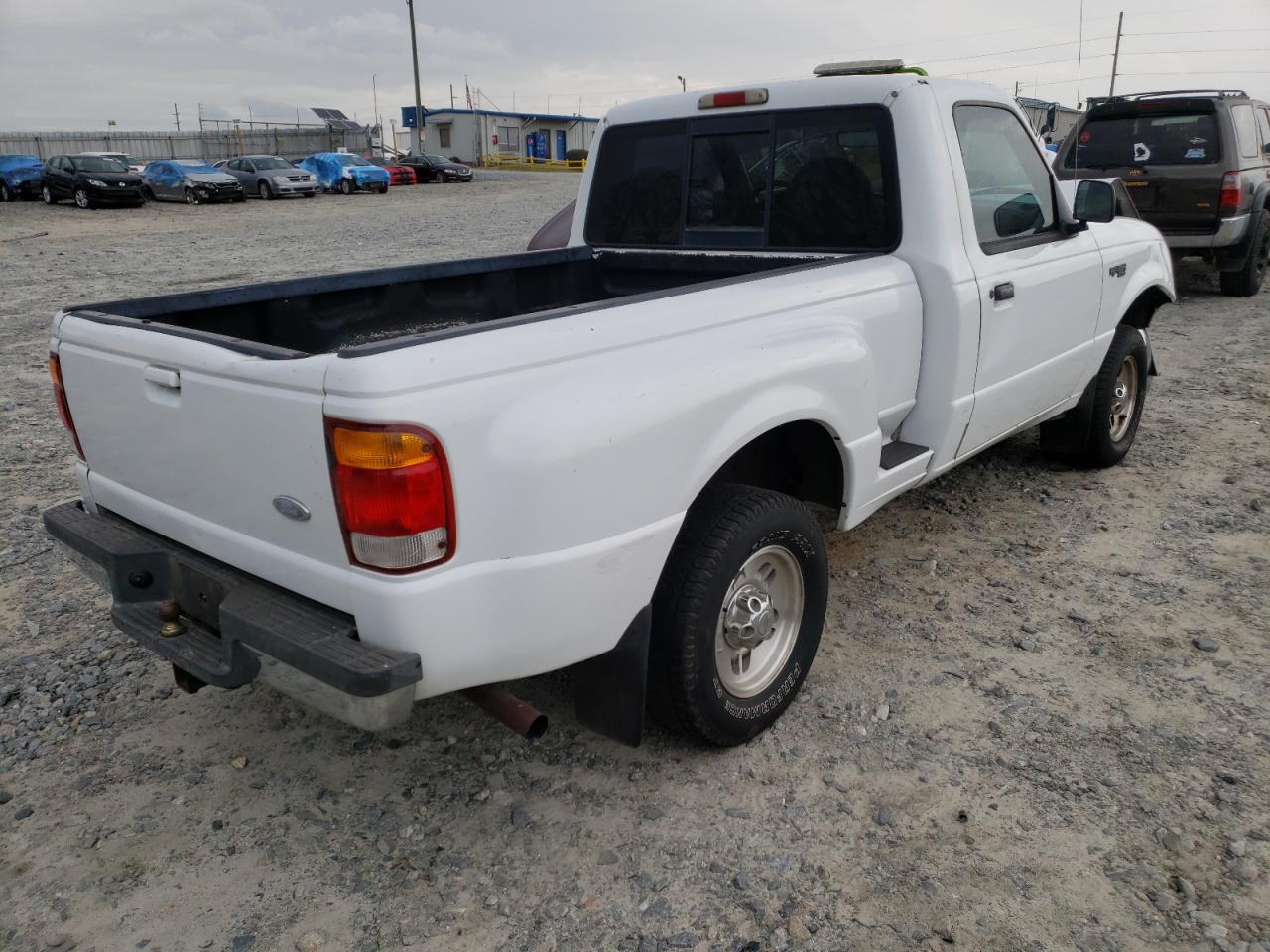 Photo 4 from auction – 1998 FORD RANGER with VIN 1FTYR10C9WTA20828