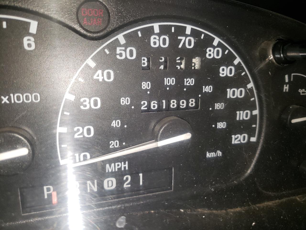Photo 8 from auction – 2000 FORD EXPLORER X with VIN 1FMZU83P0YZC43099