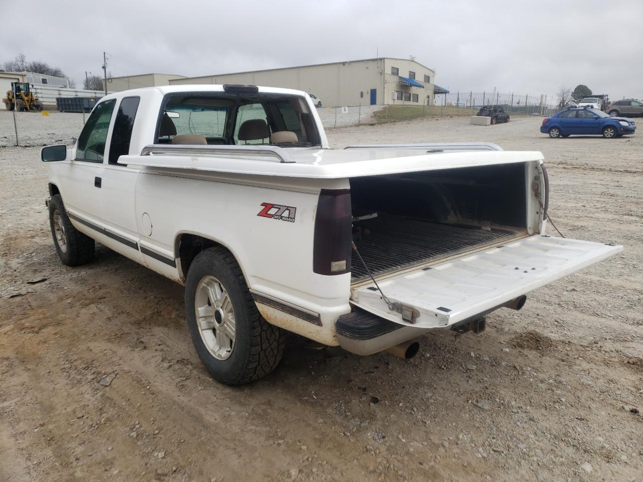Photo 3 from auction – 1998 GMC SIERRA K15 with VIN 2GTEK19M9W1544800
