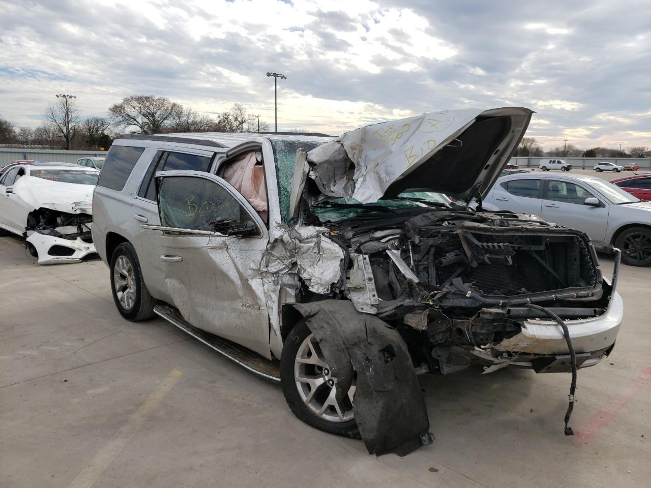 Photo 9 from auction – 2015 GMC YUKON SLT with VIN 1GKS2BKC2FR589518