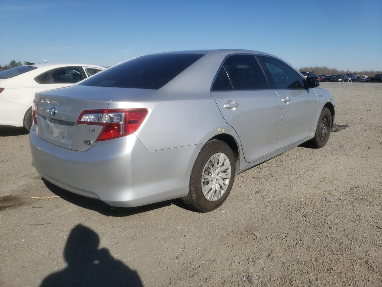 Photo 4 from auction – 2012 TOYOTA CAMRY HYBR with VIN 4T1BD1FK5CU034049