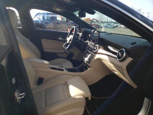 Photo 5 from auction – 2018 MERCEDES-BENZ CLA250 with VIN WDDSJ4EB3JN559463