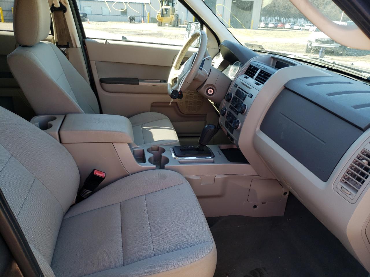 Photo 5 from auction – 2012 FORD ESCAPE XLT with VIN 1FMCU0D73CKC61832