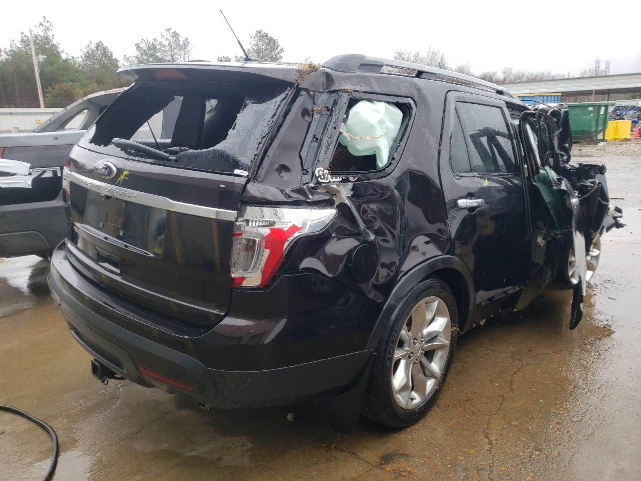 Photo 4 from auction – 2013 FORD EXPLORER L with VIN 1FM5K8F82DGA95908