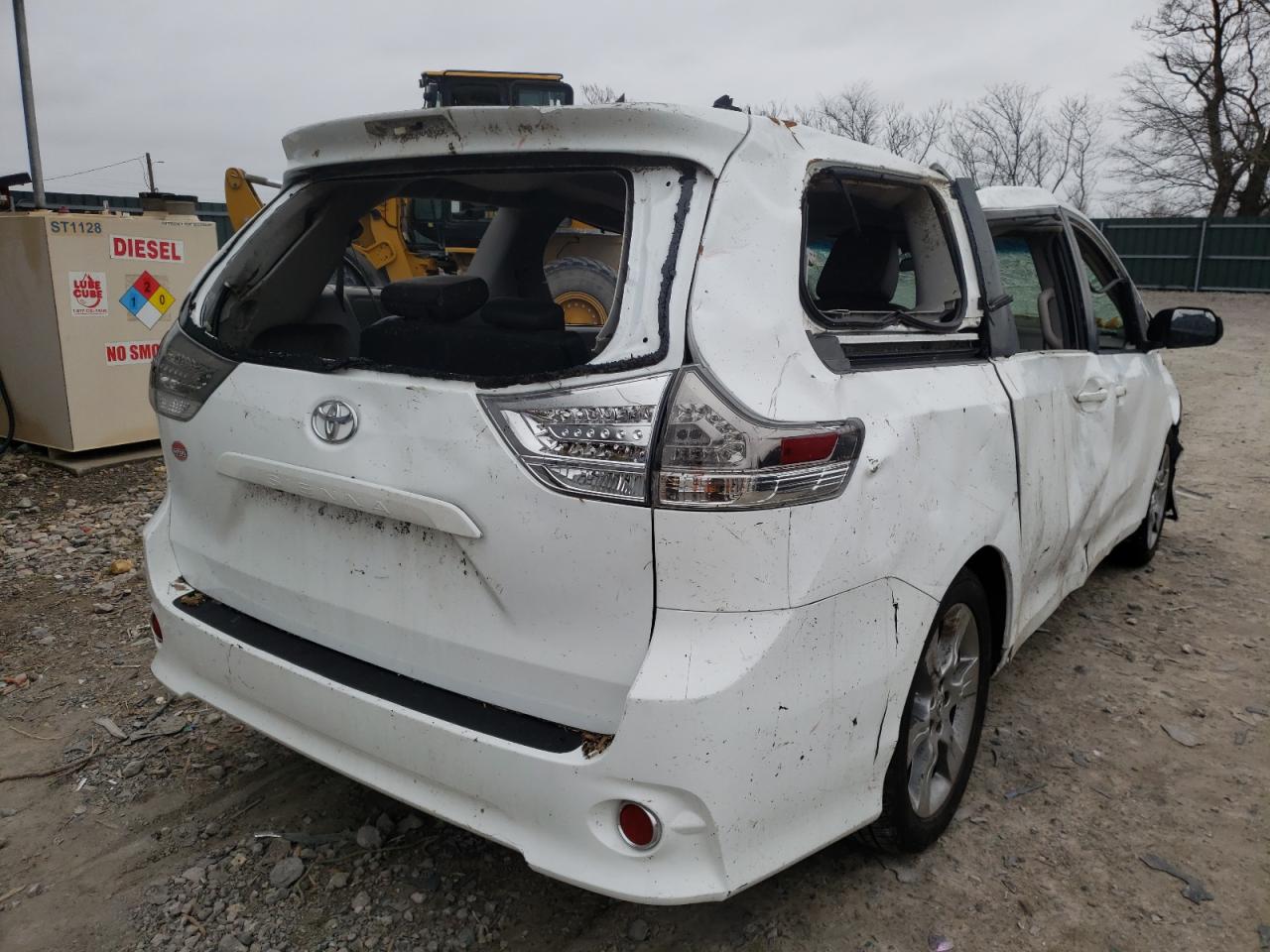 Photo 4 from auction – 2011 TOYOTA SIENNA SPO with VIN 5TDXK3DC7BS077544