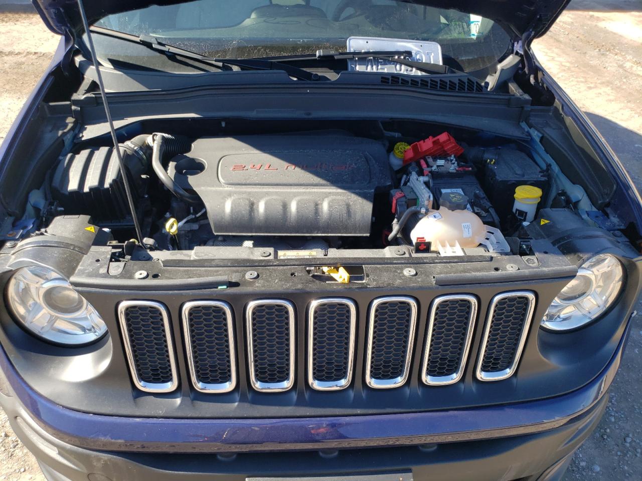 Photo 7 from auction – 2018 JEEP RENEGADE L with VIN ZACCJBBB7JPH14613
