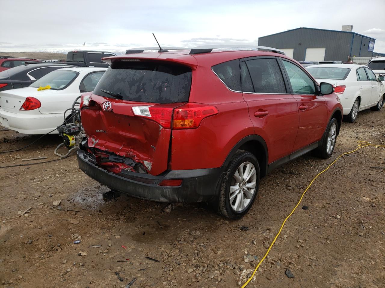 Photo 4 from auction – 2015 TOYOTA RAV4 LIMIT with VIN 2T3DFREV2FW243774