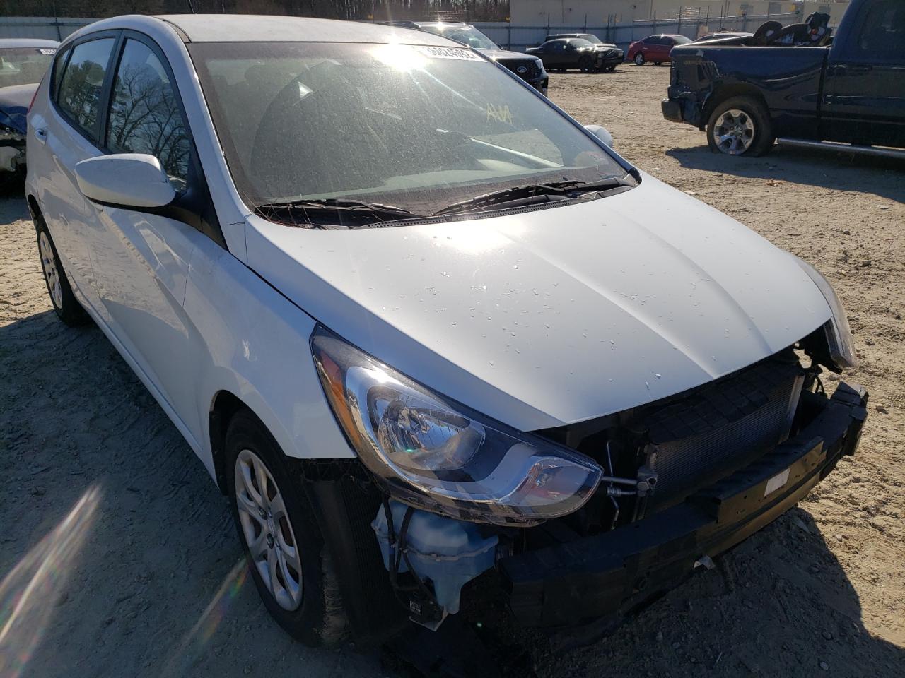 Photo 1 from auction – 2012 HYUNDAI ACCENT GLS with VIN KMHCT5AEXCU007915