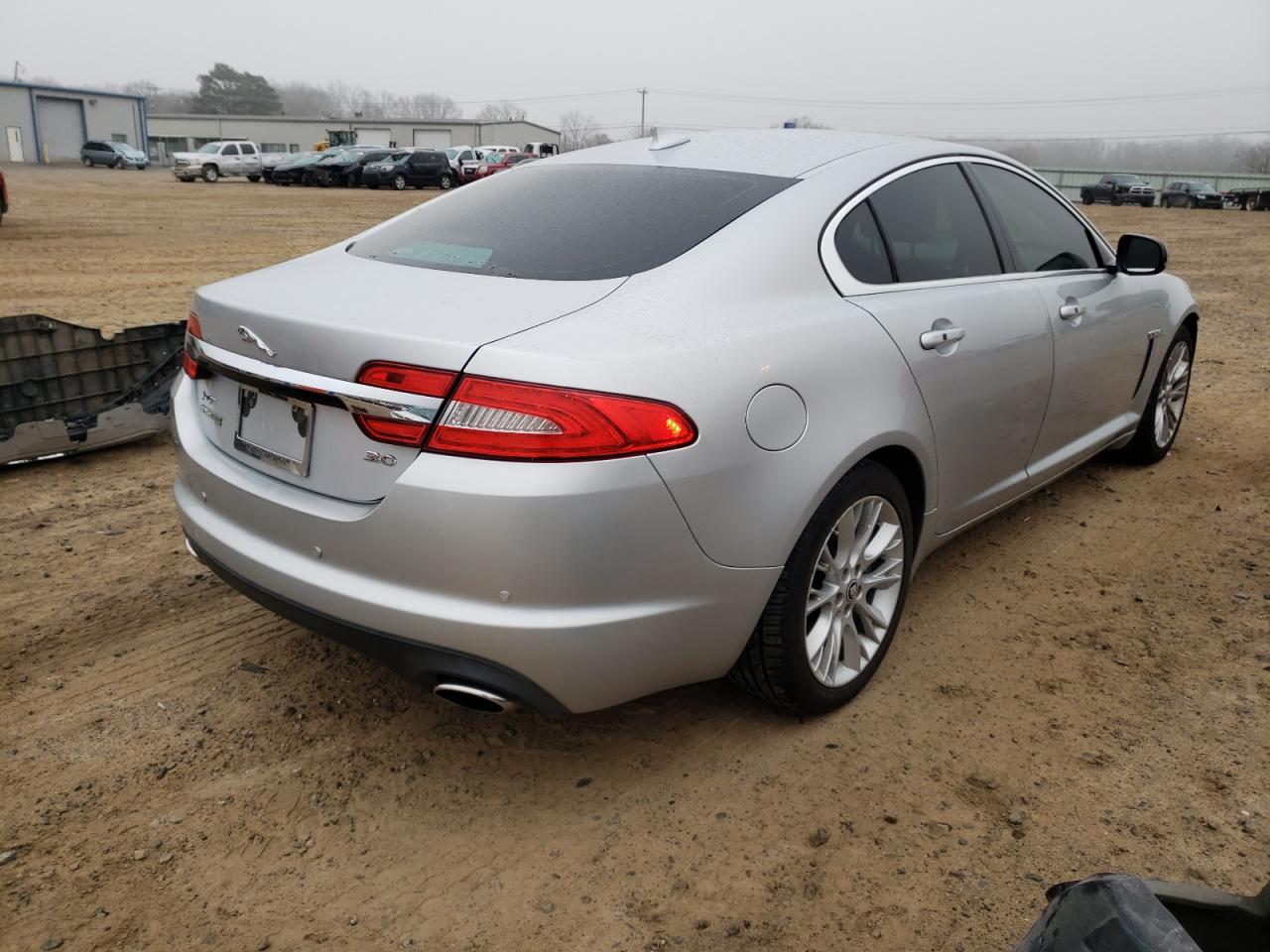 Photo 4 from auction – 2013 JAGUAR XF with VIN SAJWA0E71D8S66634