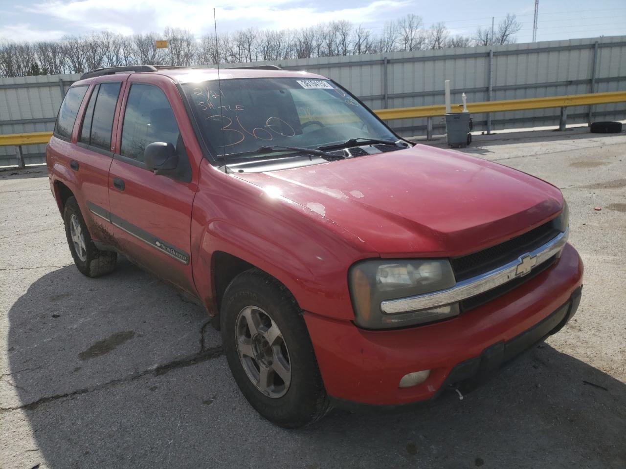 CHEVROLET TRAILBLAZE 2002 with VIN 1GNDT13S222159287 - Photo from auction