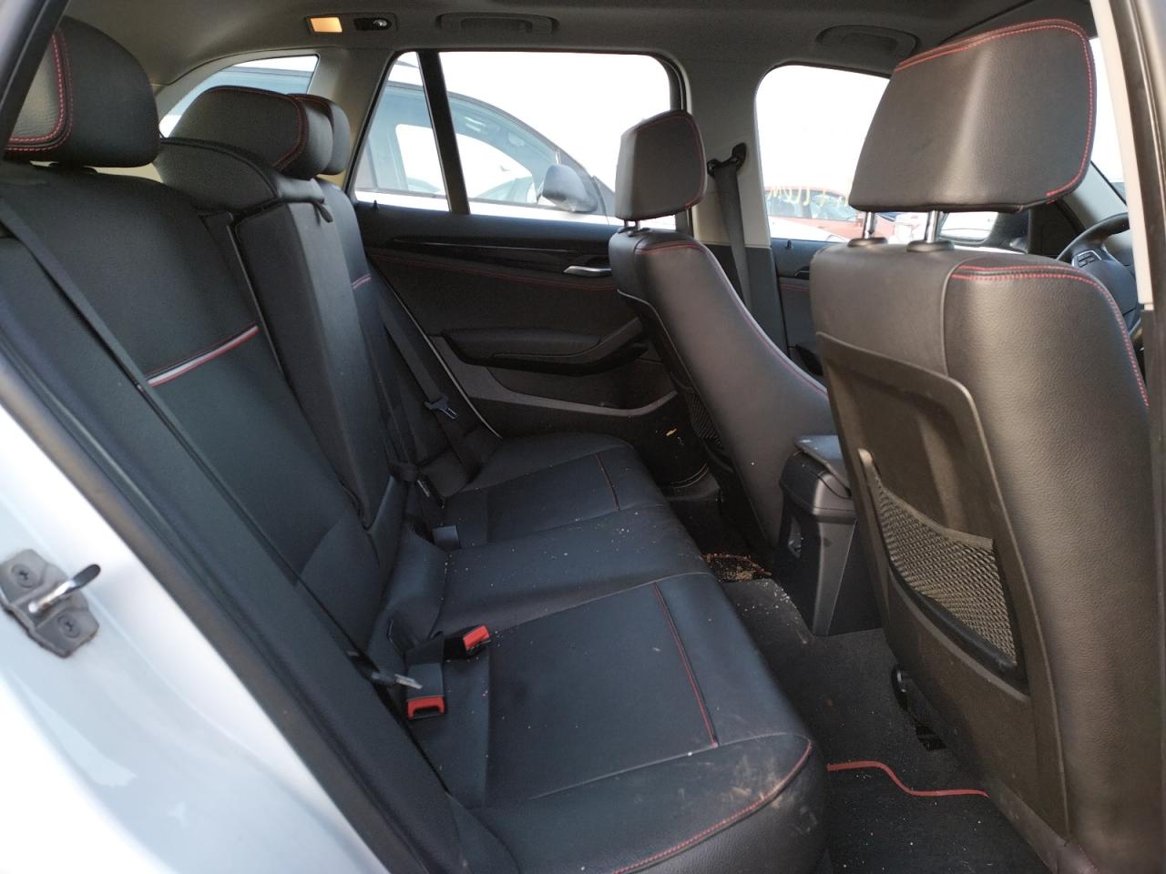 Photo 6 from auction – 2015 BMW X1 XDRIVE2 with VIN WBAVL1C59FVY38496