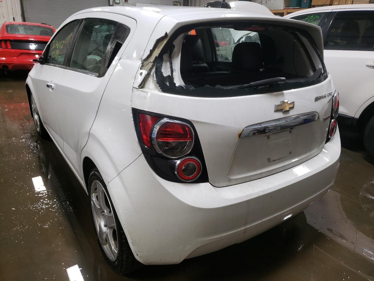 Photo 3 from auction – 2015 CHEVROLET SONIC LTZ with VIN 1G1JE6SB2F4123848