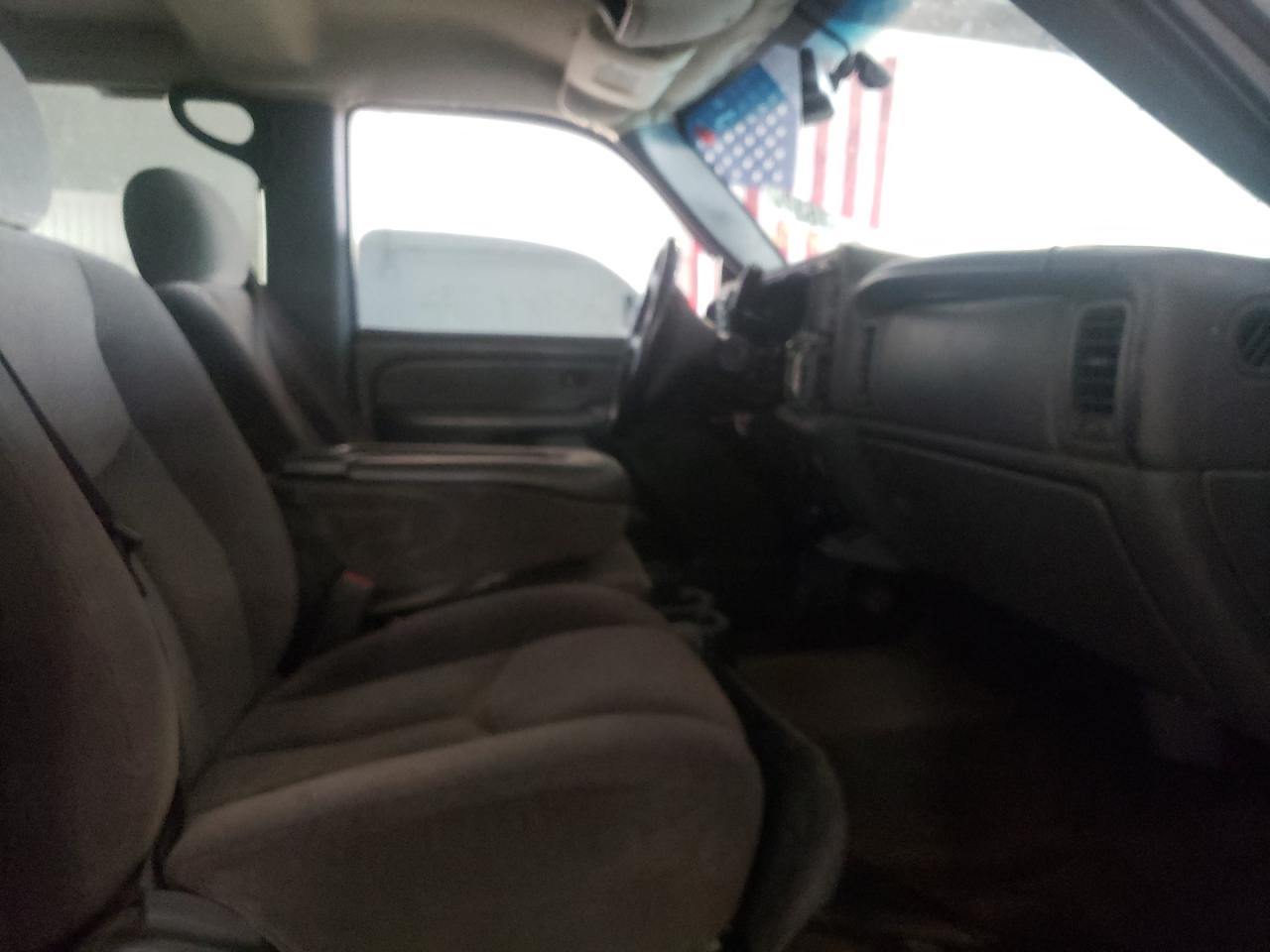 Photo 5 from auction – 2006 CHEVROLET SILVERADO with VIN 2GCEK13T761247914