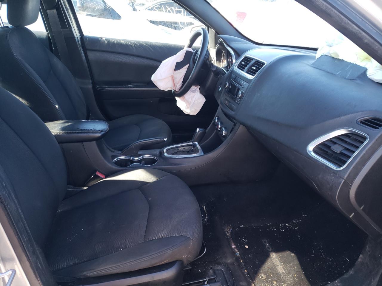 Photo 5 from auction – 2013 DODGE AVENGER SE with VIN 1C3CDZABXDN663983
