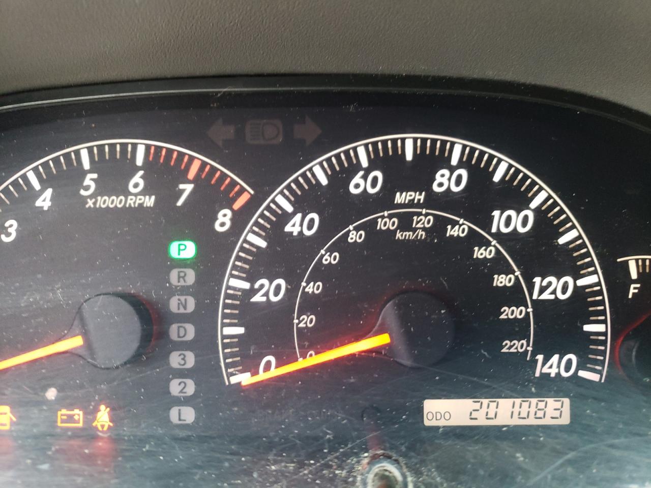 Photo 8 from auction – 2005 TOYOTA CAMRY LE with VIN 4T1BE30K15U393953