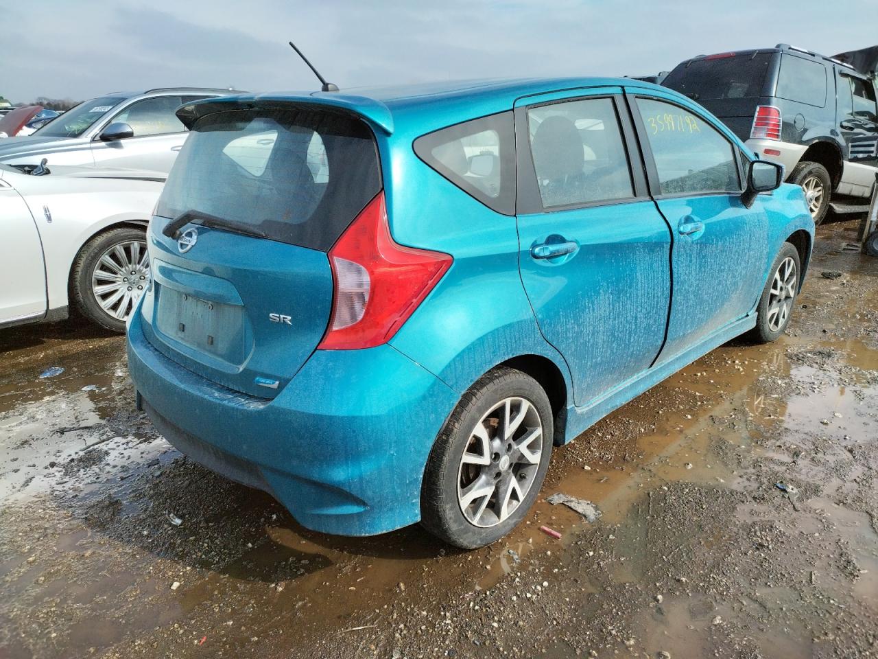 Photo 4 from auction – 2015 NISSAN VERSA NOTE with VIN 3N1CE2CP8FL367035