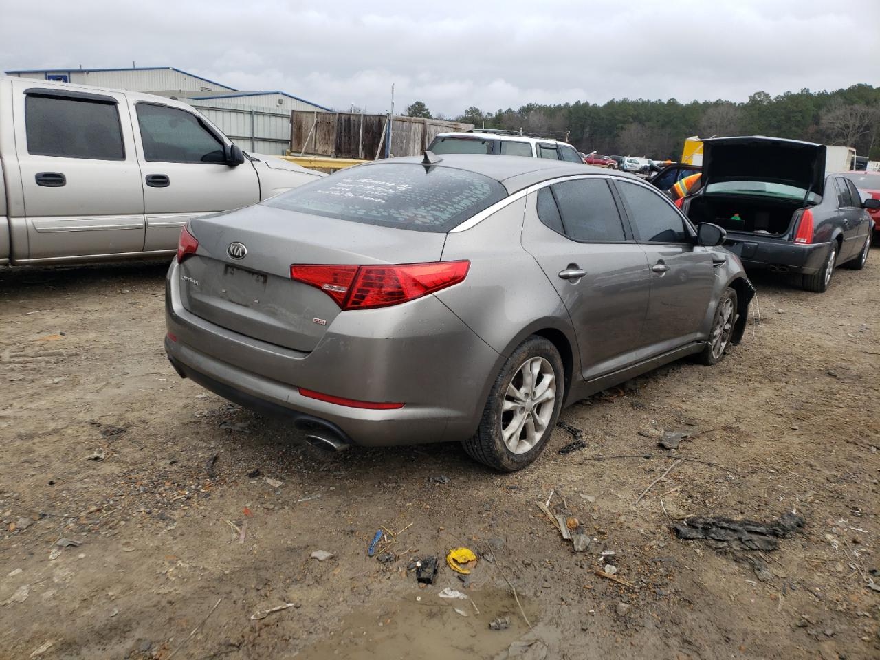 Photo 4 from auction – 2013 KIA OPTIMA LX with VIN 5XXGM4A70DG207787