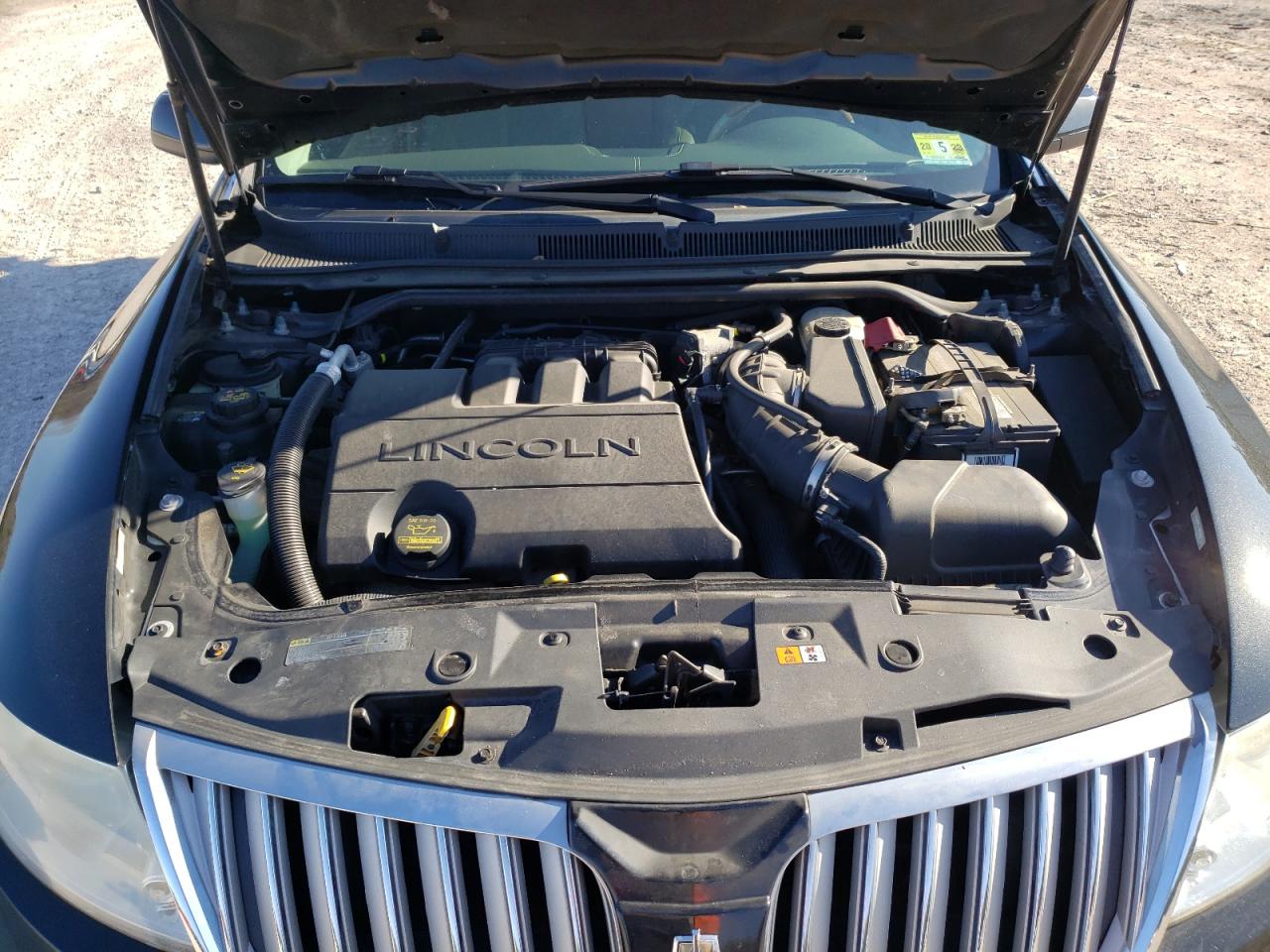 Photo 7 from auction – 2012 LINCOLN MKS with VIN 1LNHL9DR7CG805573