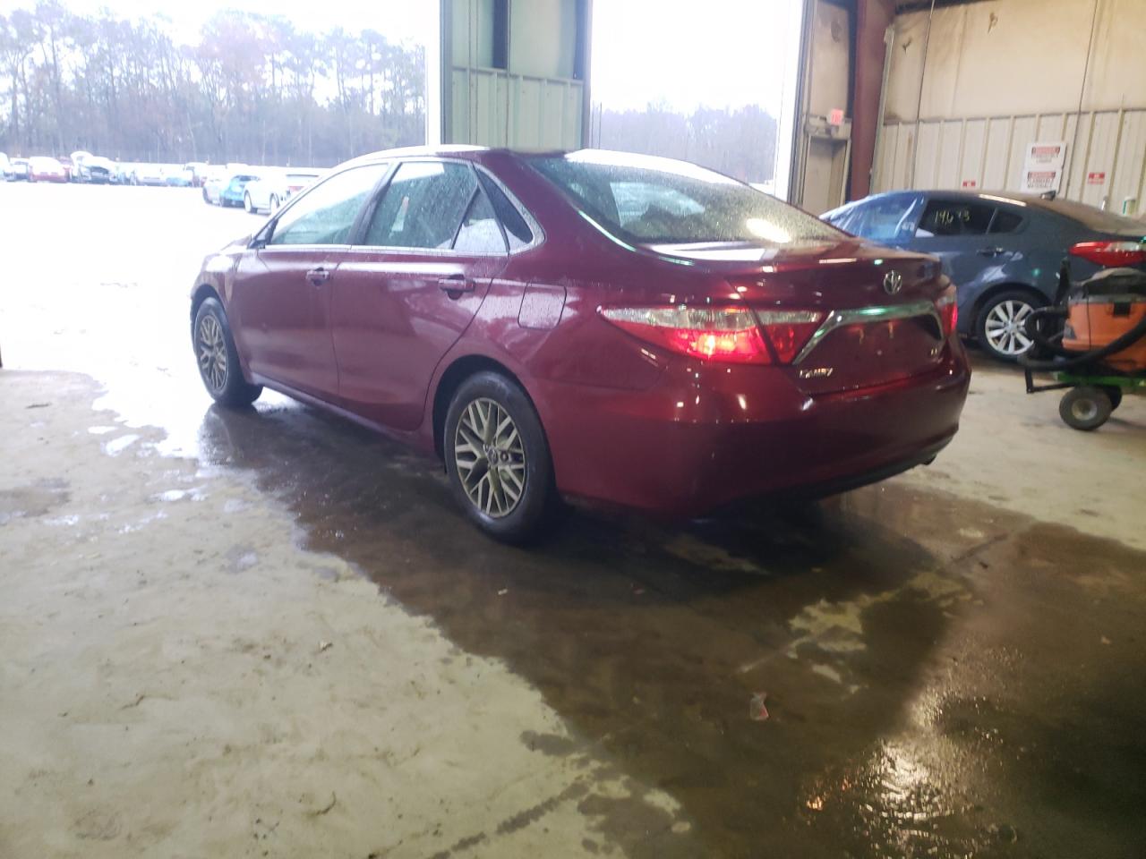 Photo 3 from auction – 2017 TOYOTA CAMRY LE with VIN 4T1BF1FK0HU629182