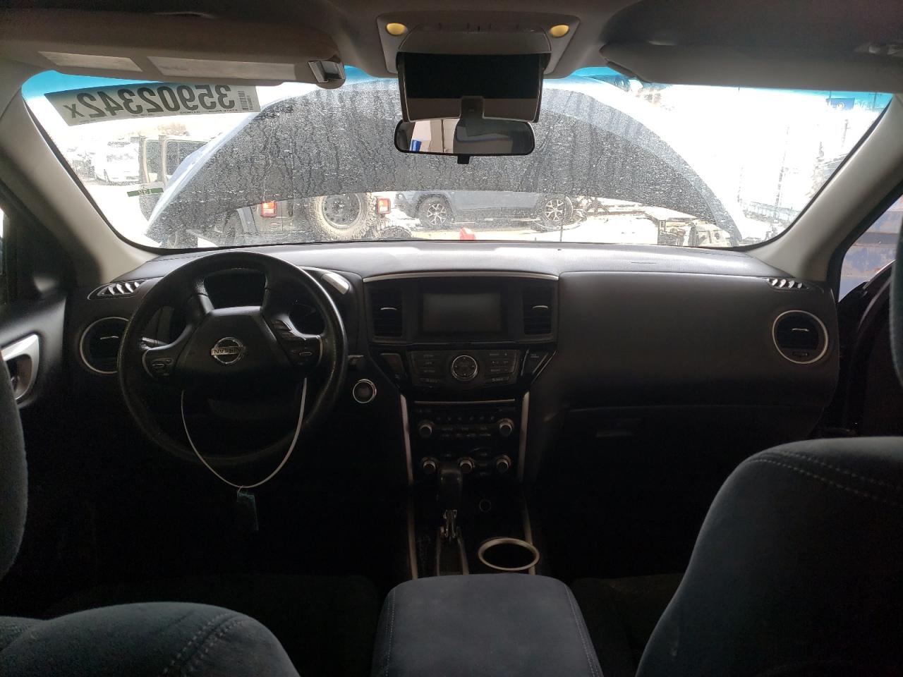 Photo 10 from auction – 2013 NISSAN PATHFINDER with VIN 5N1AR2MM8DC629928