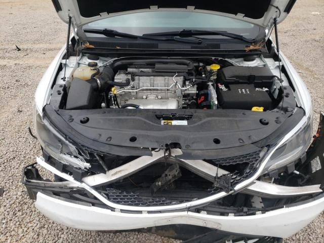Photo 7 from auction – 2017 CHRYSLER 200 LX with VIN 1C3CCCFB8HN512252