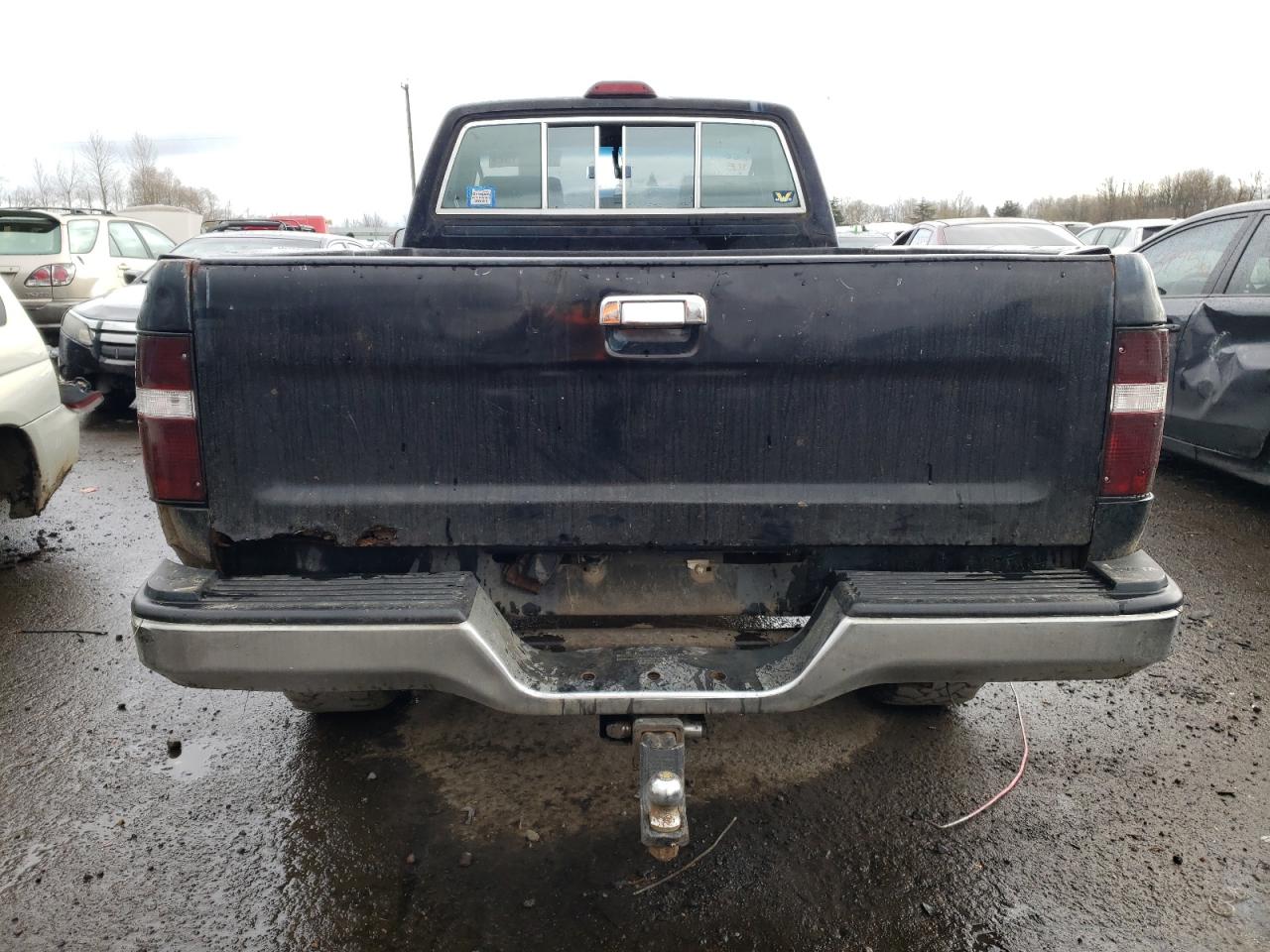 Photo 6 from auction – 1994 TOYOTA PICKUP 1/2 with VIN 4TARN01P2RZ241003