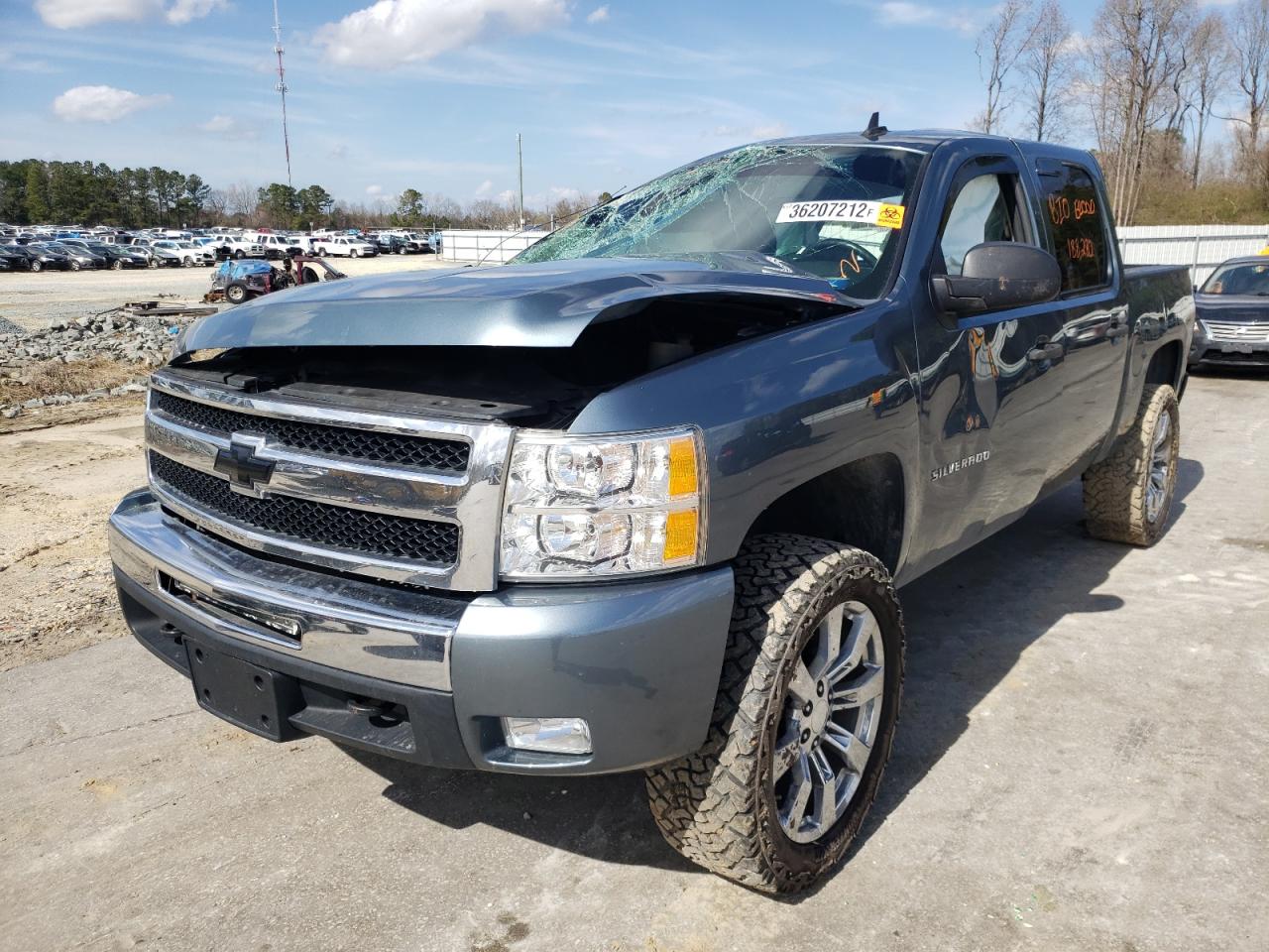Photo 2 from auction – 2011 CHEVROLET SILVERADO with VIN 3GCPKSE3XBG241263