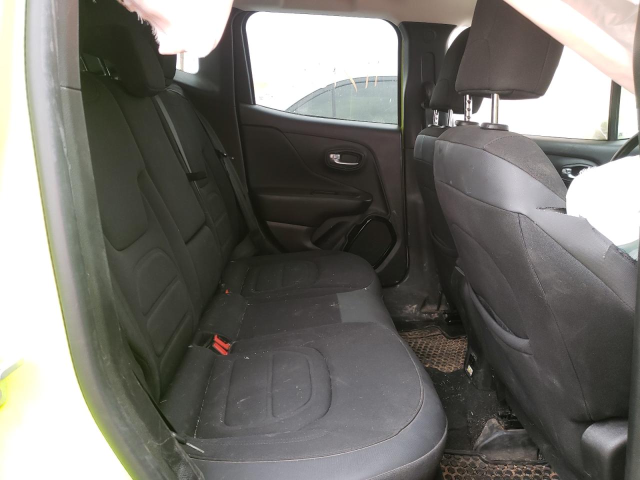 Photo 6 from auction – 2017 JEEP RENEGADE L with VIN ZACCJBBB5HPG13208