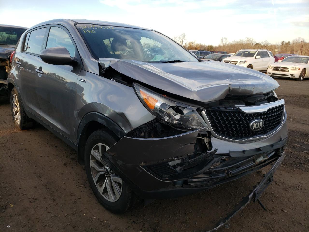 Photo 14 from auction – 2015 KIA SPORTAGE with VIN KNDPBCAC8F7680796