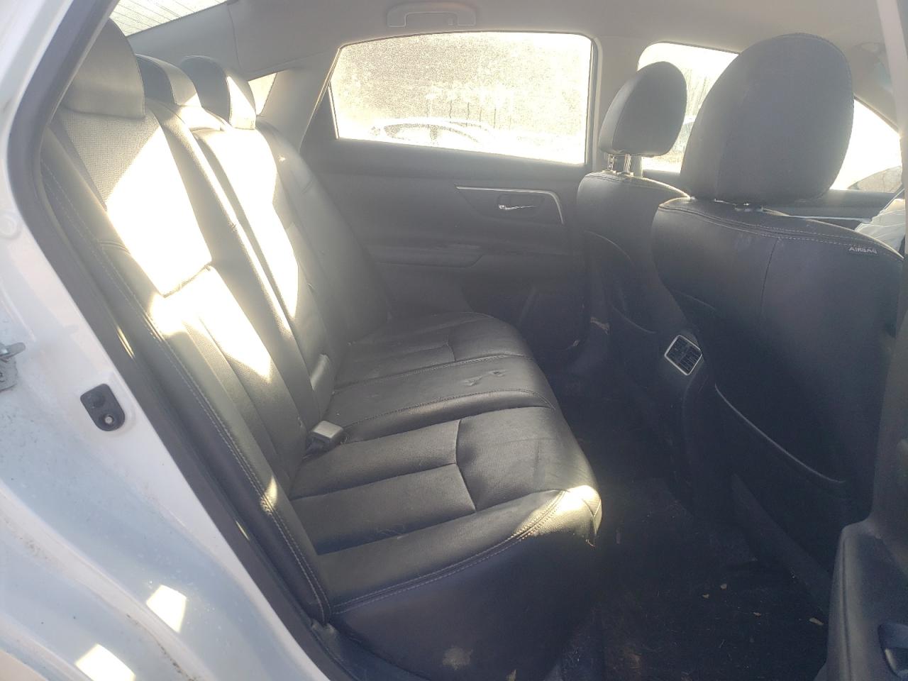 Photo 6 from auction – 2017 NISSAN ALTIMA 2.5 with VIN 1N4AL3AP4HC185758