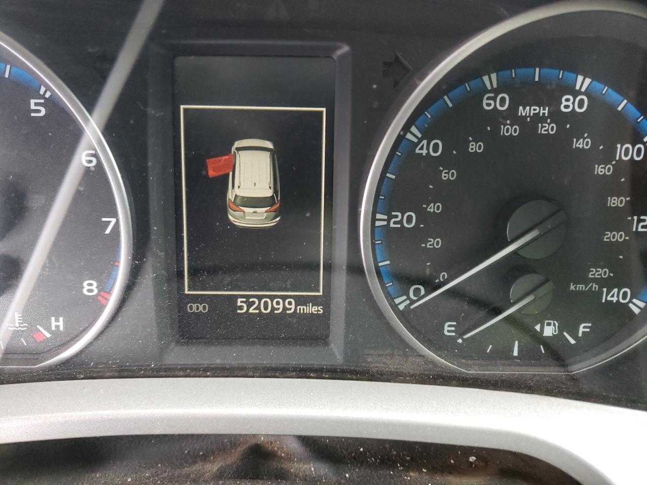 Photo 8 from auction – 2018 TOYOTA RAV4 LE with VIN 2T3BFREV8JW782836