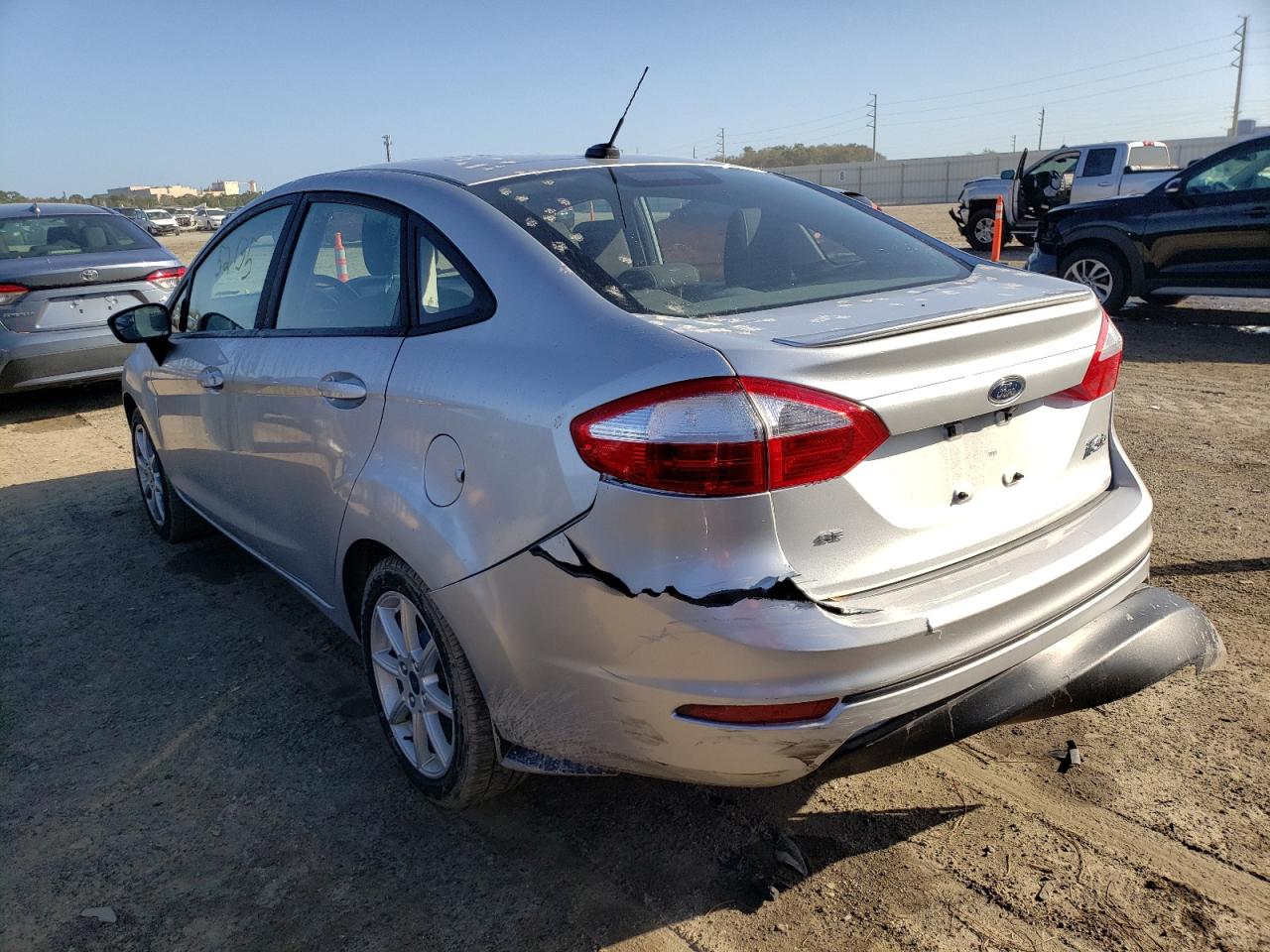 Photo 3 from auction – 2019 FORD FIESTA SE with VIN 3FADP4BJ2KM132774