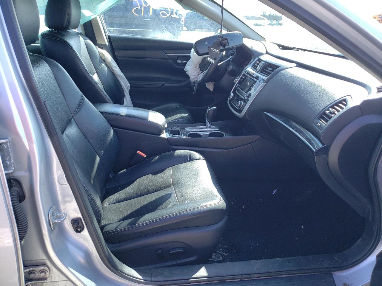 Photo 5 from auction – 2018 NISSAN ALTIMA 2.5 with VIN 1N4AL3AP2JC170410