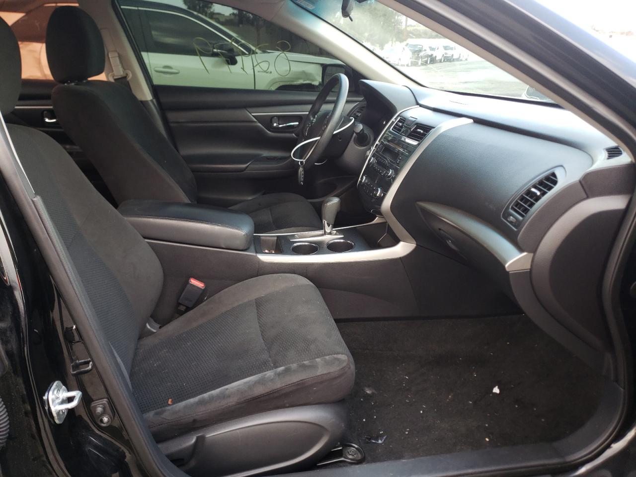 Photo 5 from auction – 2015 NISSAN ALTIMA 2.5 with VIN 1N4AL3AP5FC435716