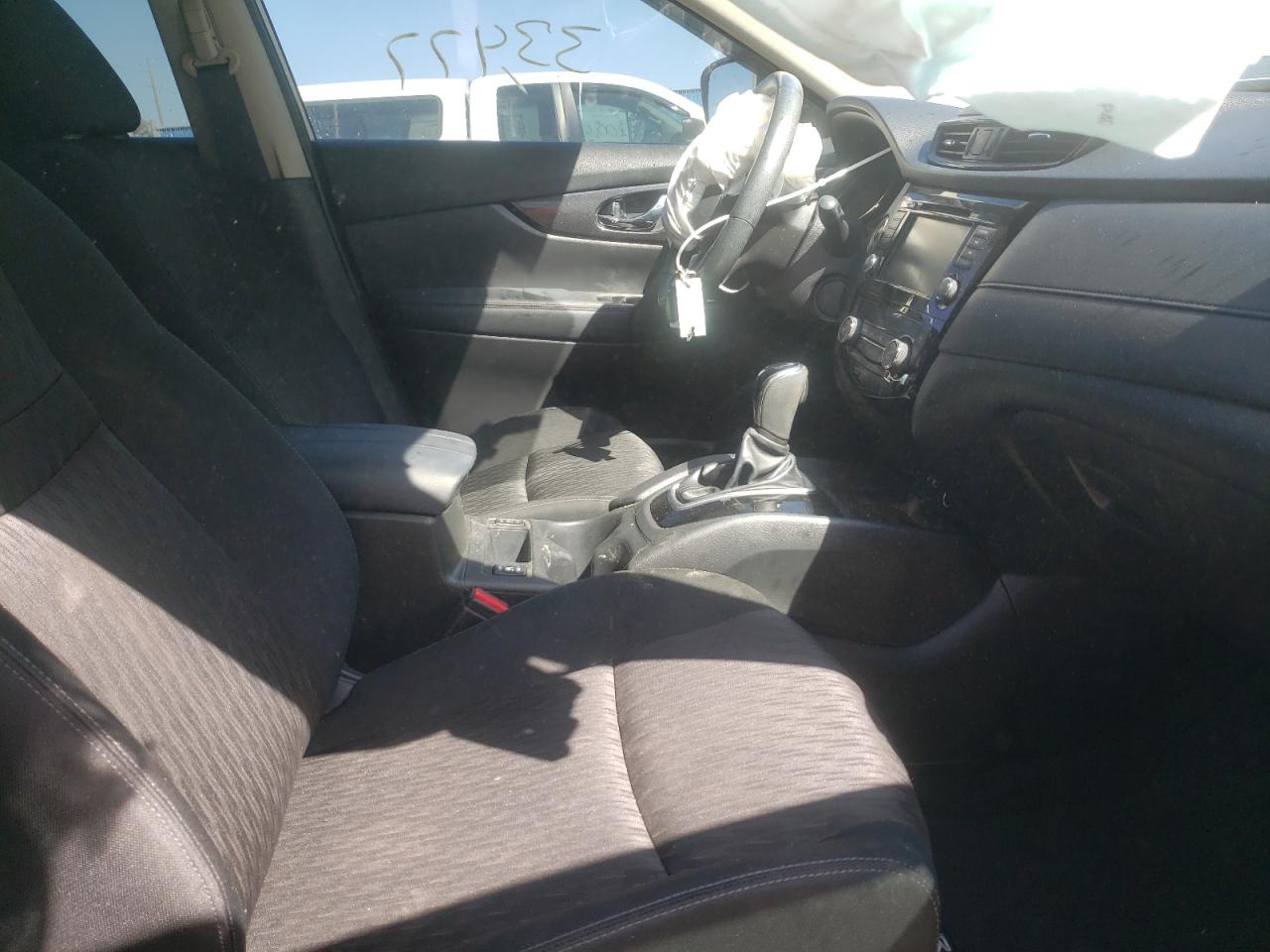 Photo 5 from auction – 2018 NISSAN ROGUE S with VIN KNMAT2MT1JP570948