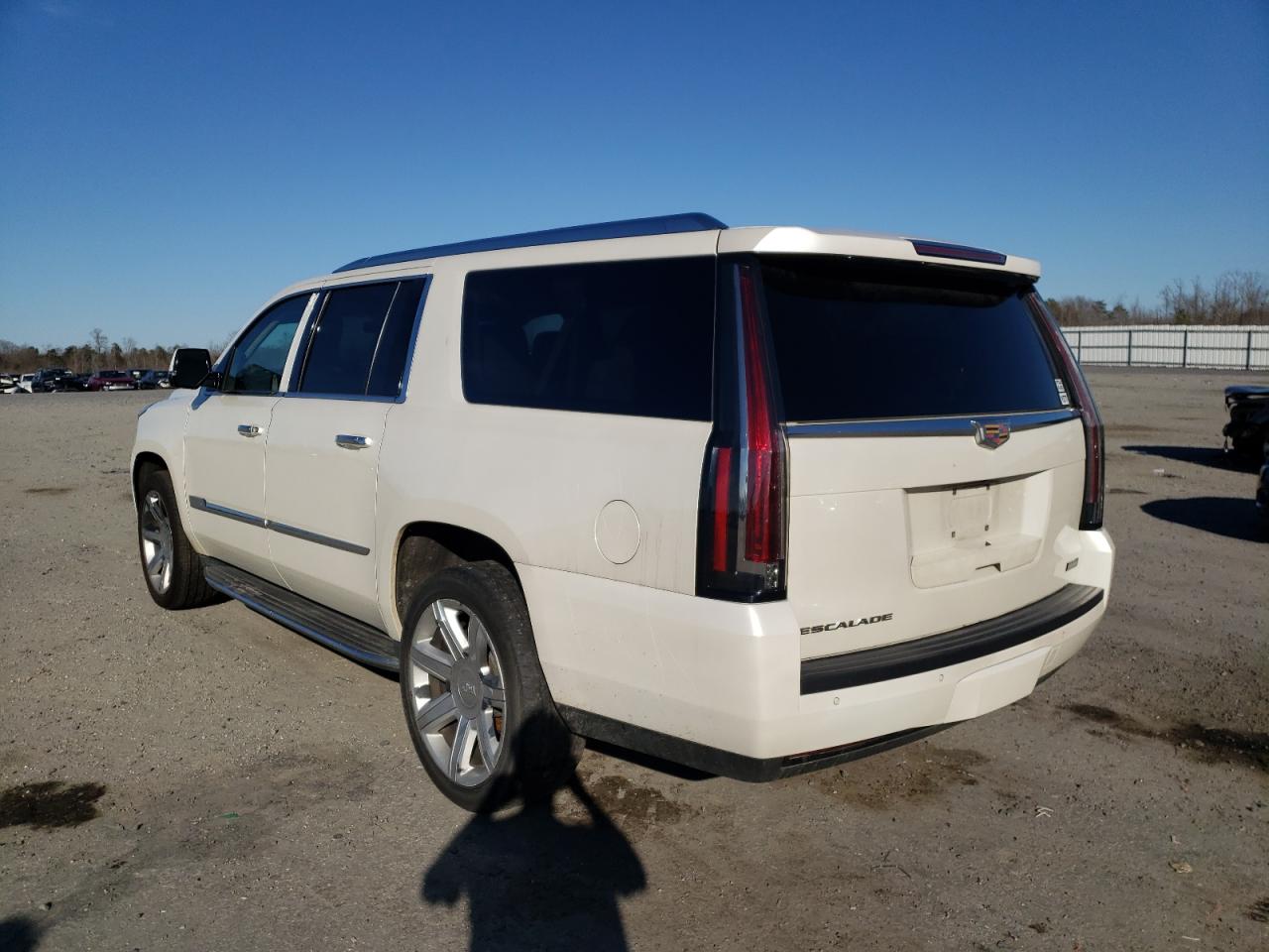 Photo 3 from auction – 2015 CADILLAC ESCALADE E with VIN 1GYS4SKJ5FR707091
