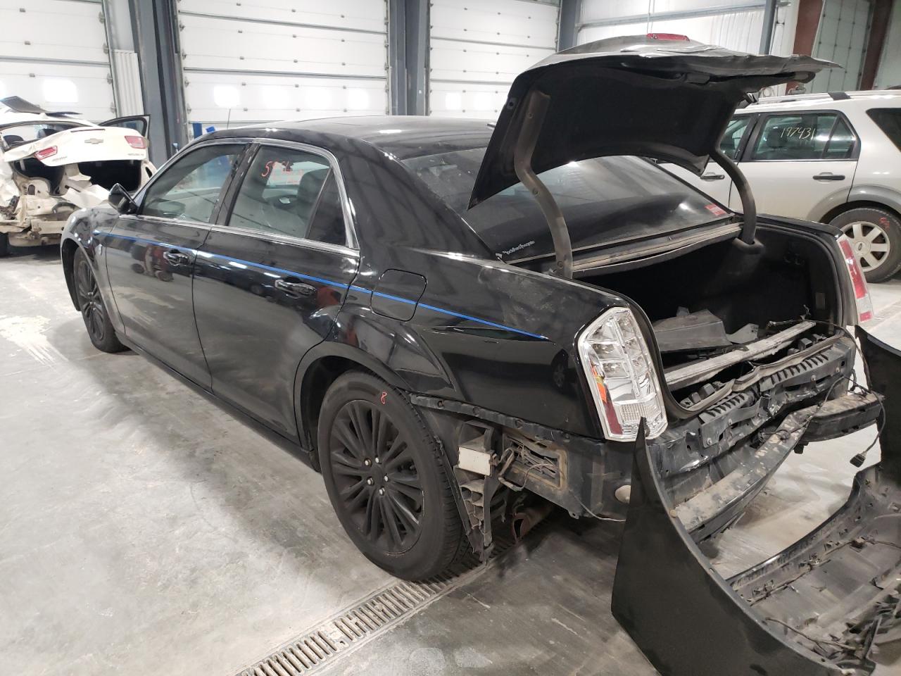 Photo 3 from auction – 2012 CHRYSLER 300 S with VIN 2C3CCADT4CH315659