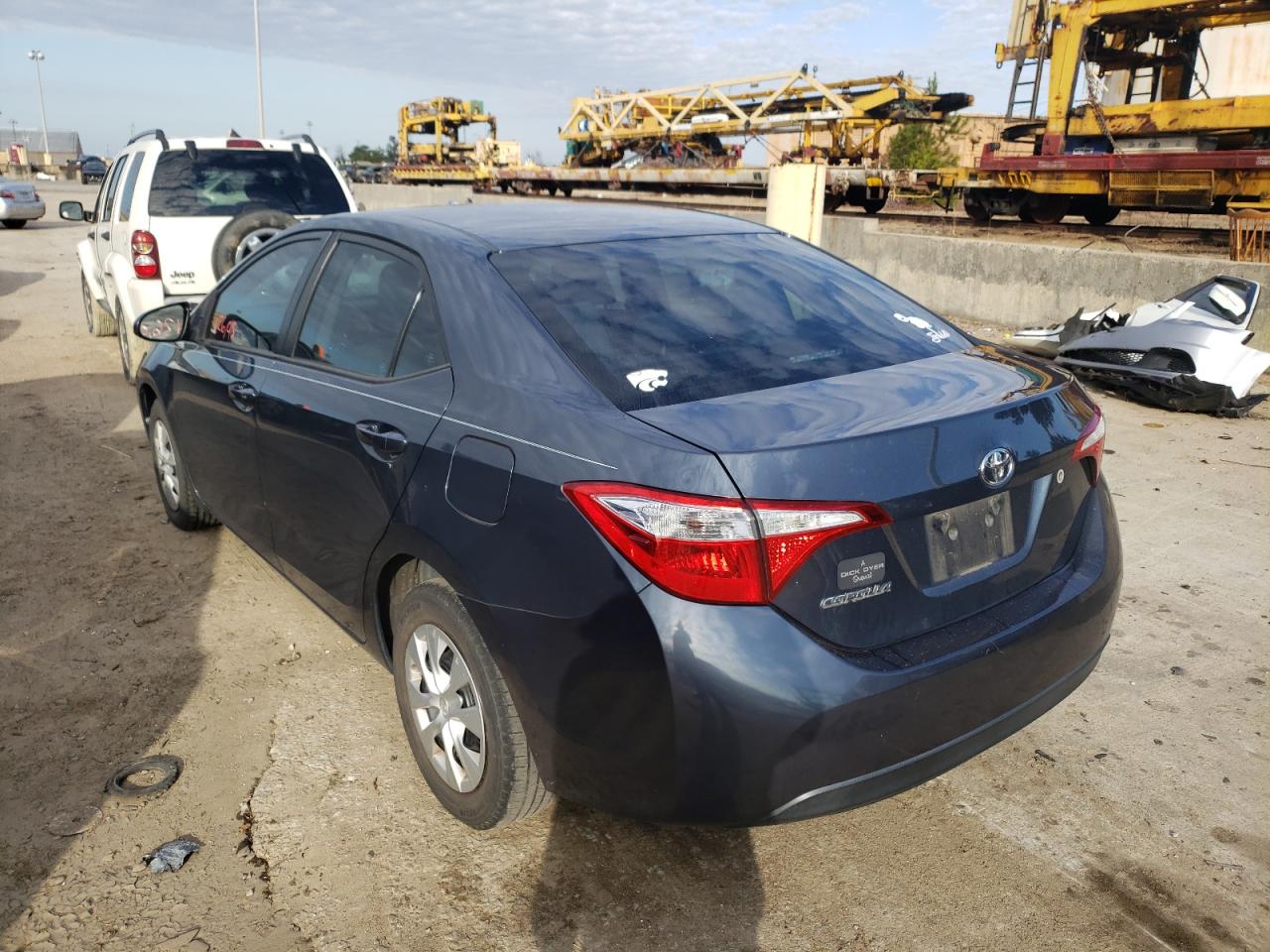 Photo 3 from auction – 2015 TOYOTA COROLLA L with VIN 2T1BURHE1FC426151