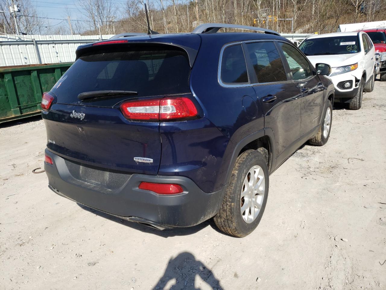 Photo 4 from auction – 2016 JEEP CHEROKEE L with VIN 1C4PJMCS4GW209345