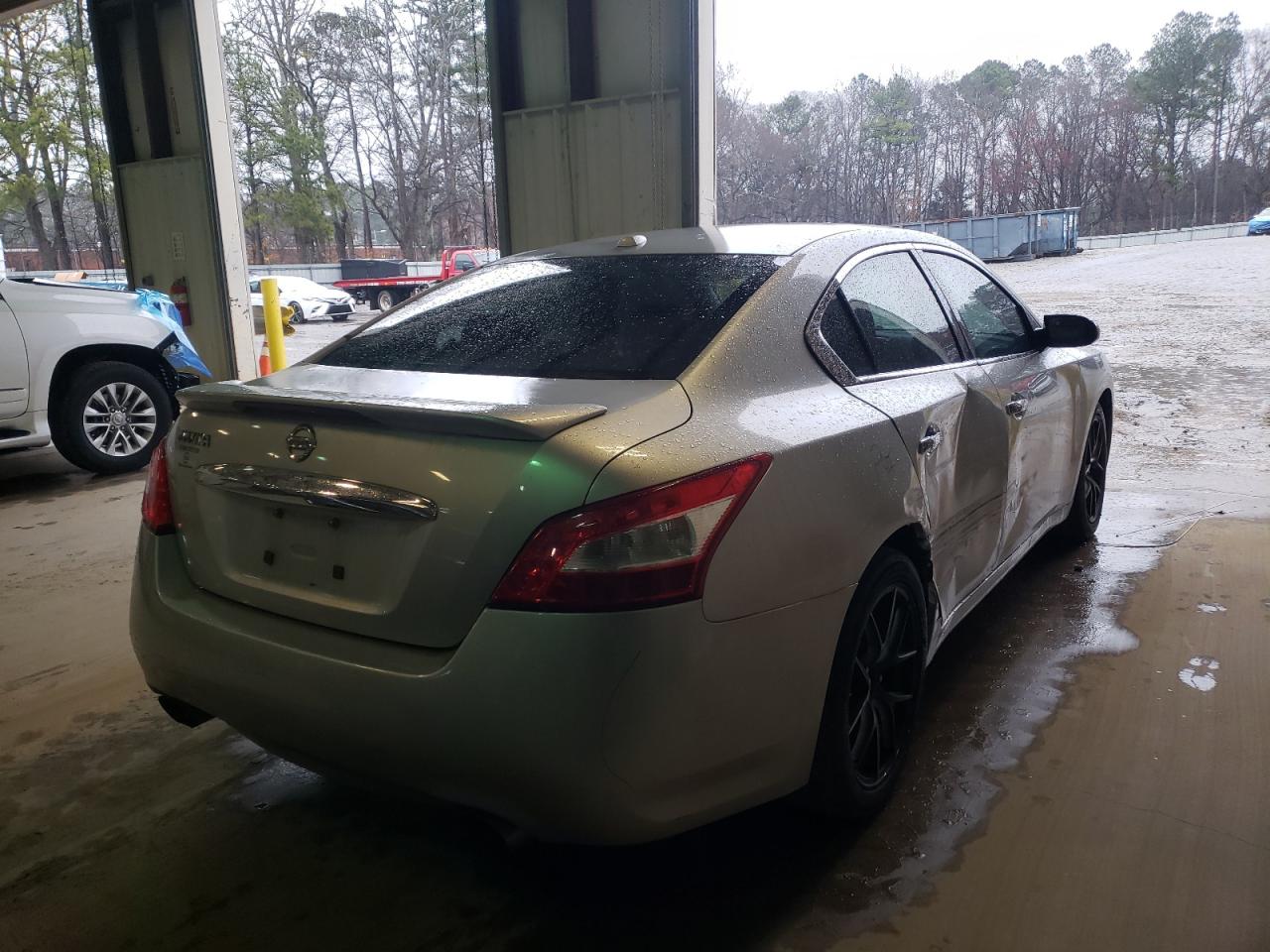 Photo 4 from auction – 2009 NISSAN MAXIMA S with VIN 1N4AA51E99C827389