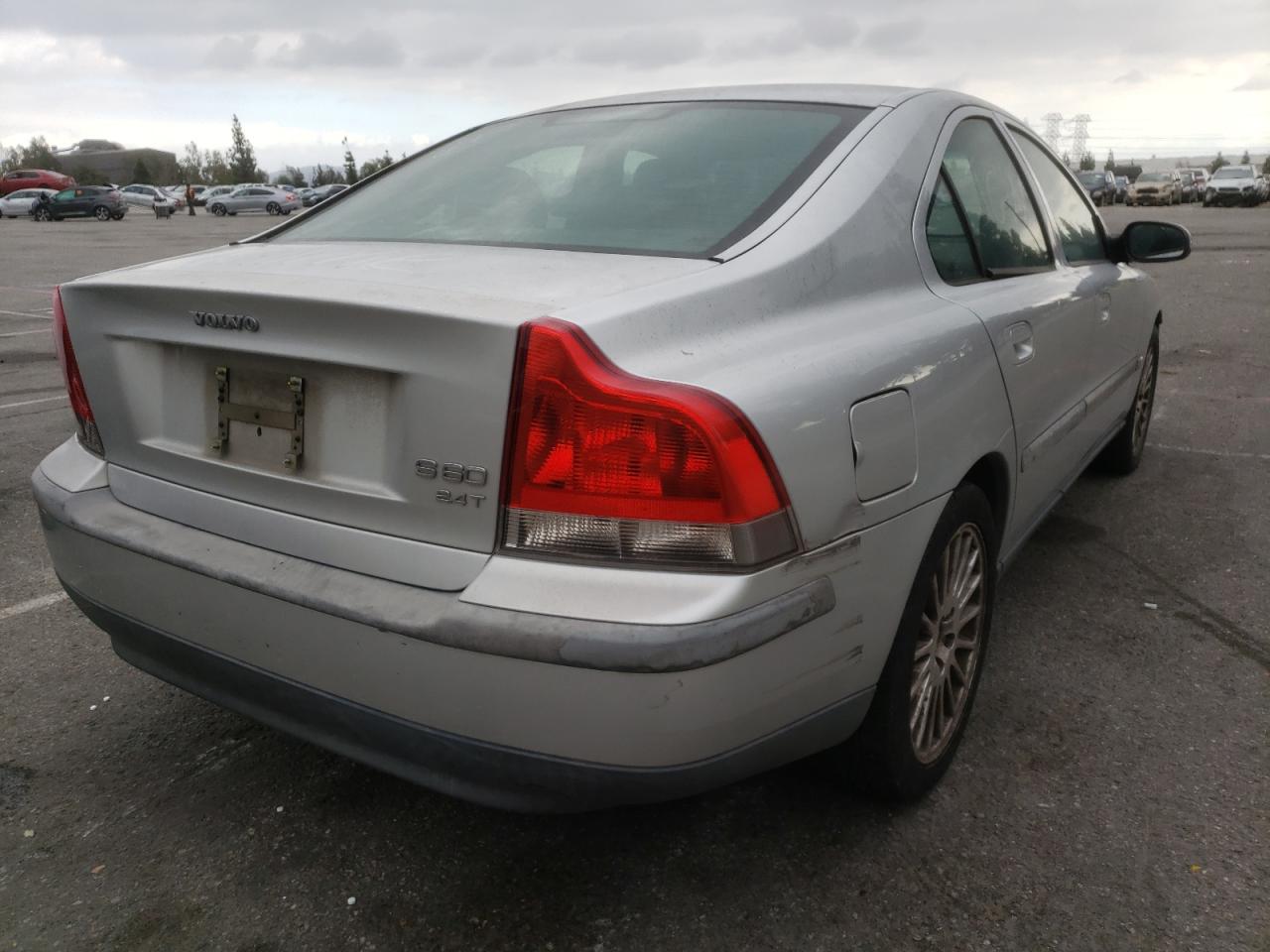 Photo 4 from auction – 2003 VOLVO S60 2.4T with VIN YV1RS58D732240364