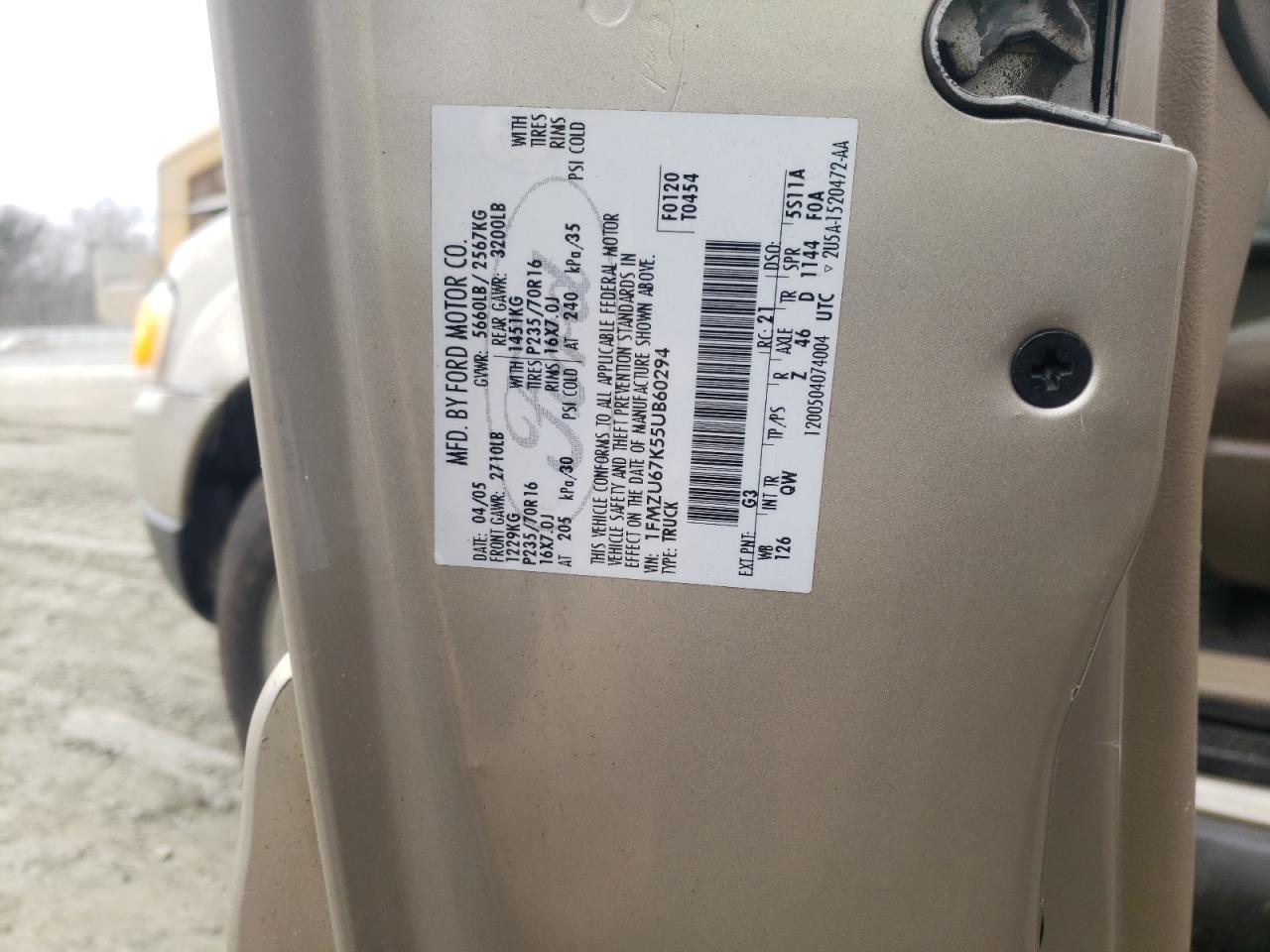 Photo 10 from auction – 2005 FORD EXPLORER S with VIN 1FMZU67K55UB60294