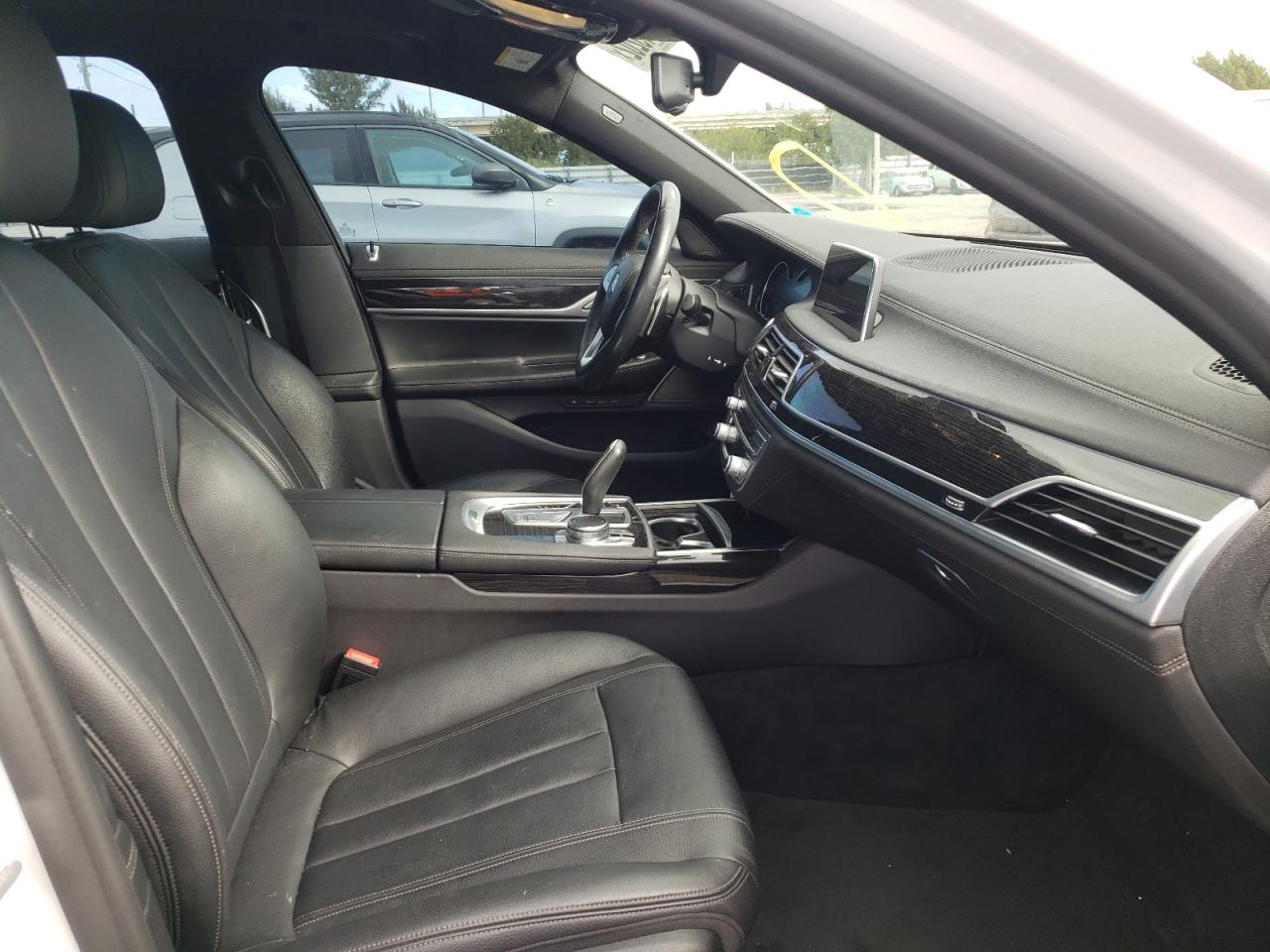 Photo 5 from auction – 2019 BMW 740 I with VIN WBA7E2C59KB217070