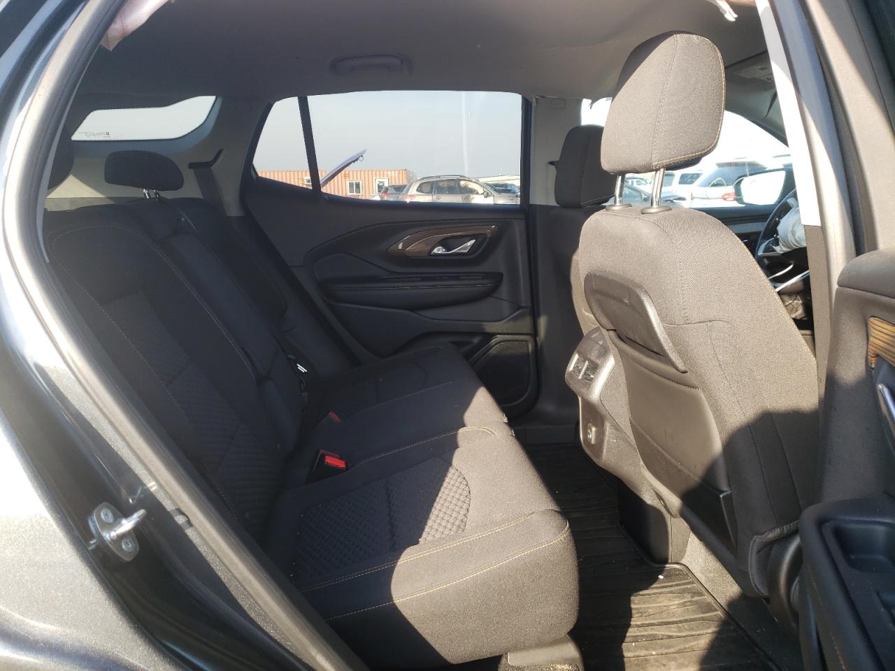 Photo 6 from auction – 2018 GMC TERRAIN with VIN 3GKALMEV3JL375803