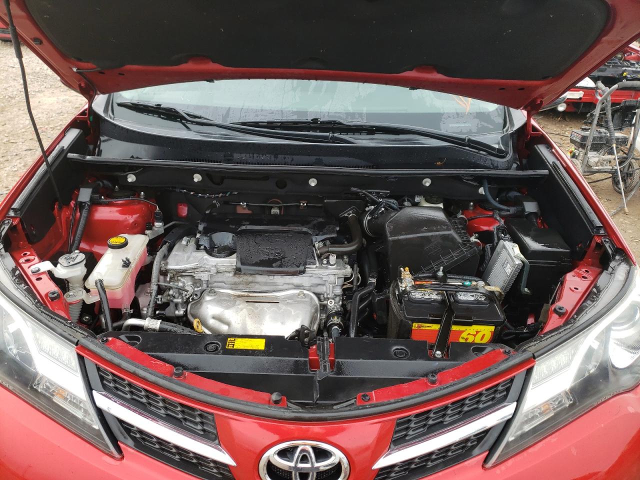 Photo 7 from auction – 2015 TOYOTA RAV4 LIMIT with VIN 2T3DFREV2FW243774