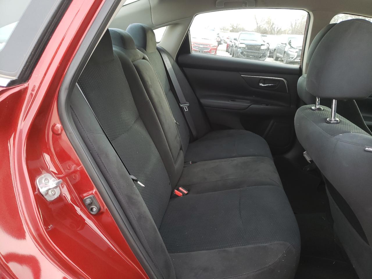 Photo 6 from auction – 2015 NISSAN ALTIMA 2.5 with VIN 1N4AL3AP2FN867779