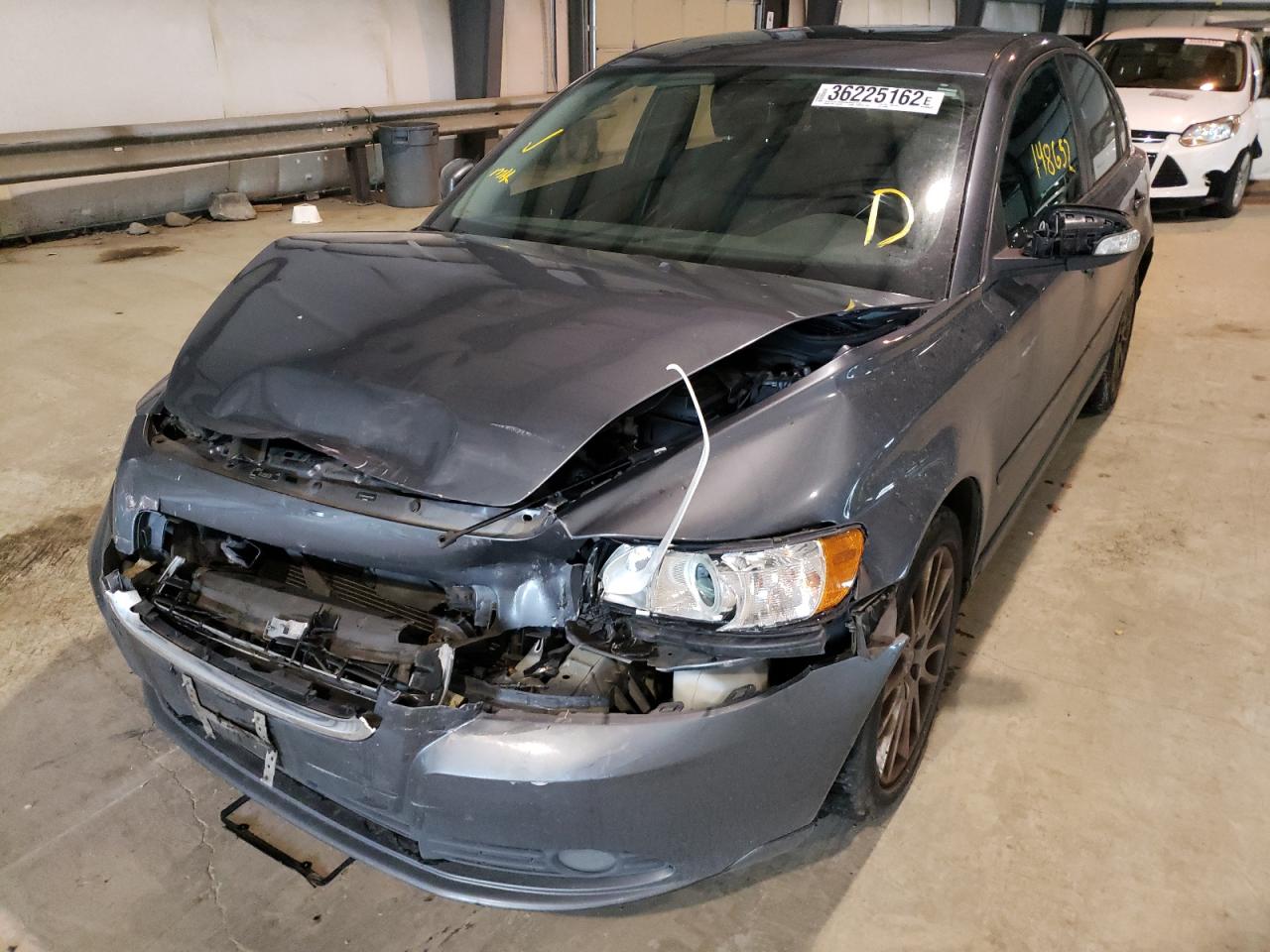Photo 2 from auction – 2010 VOLVO S40 2.4I with VIN YV1382MS6A2512889