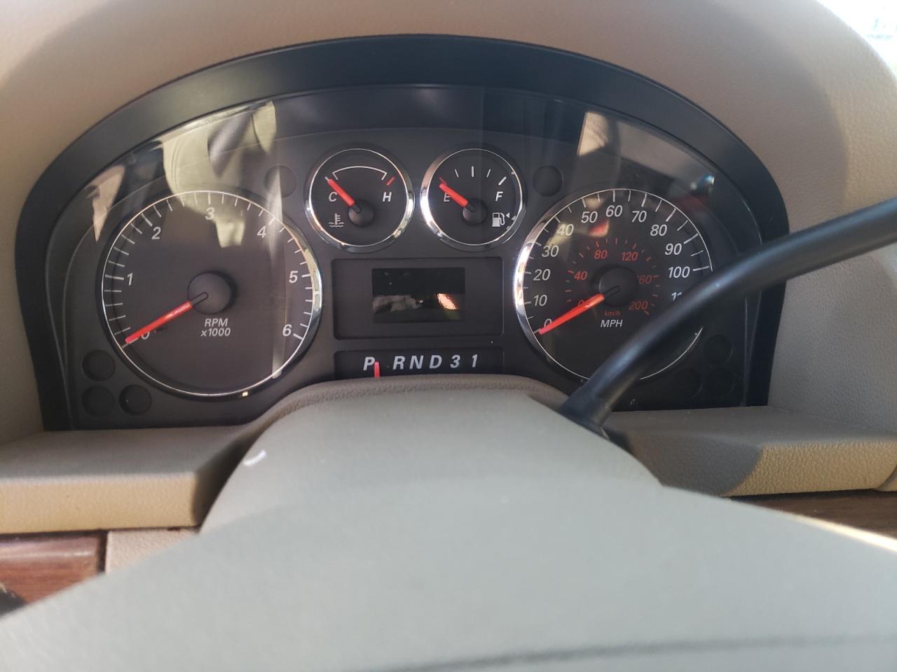 Photo 8 from auction – 2004 FORD FREESTAR L with VIN 2FMDA58224BA88146