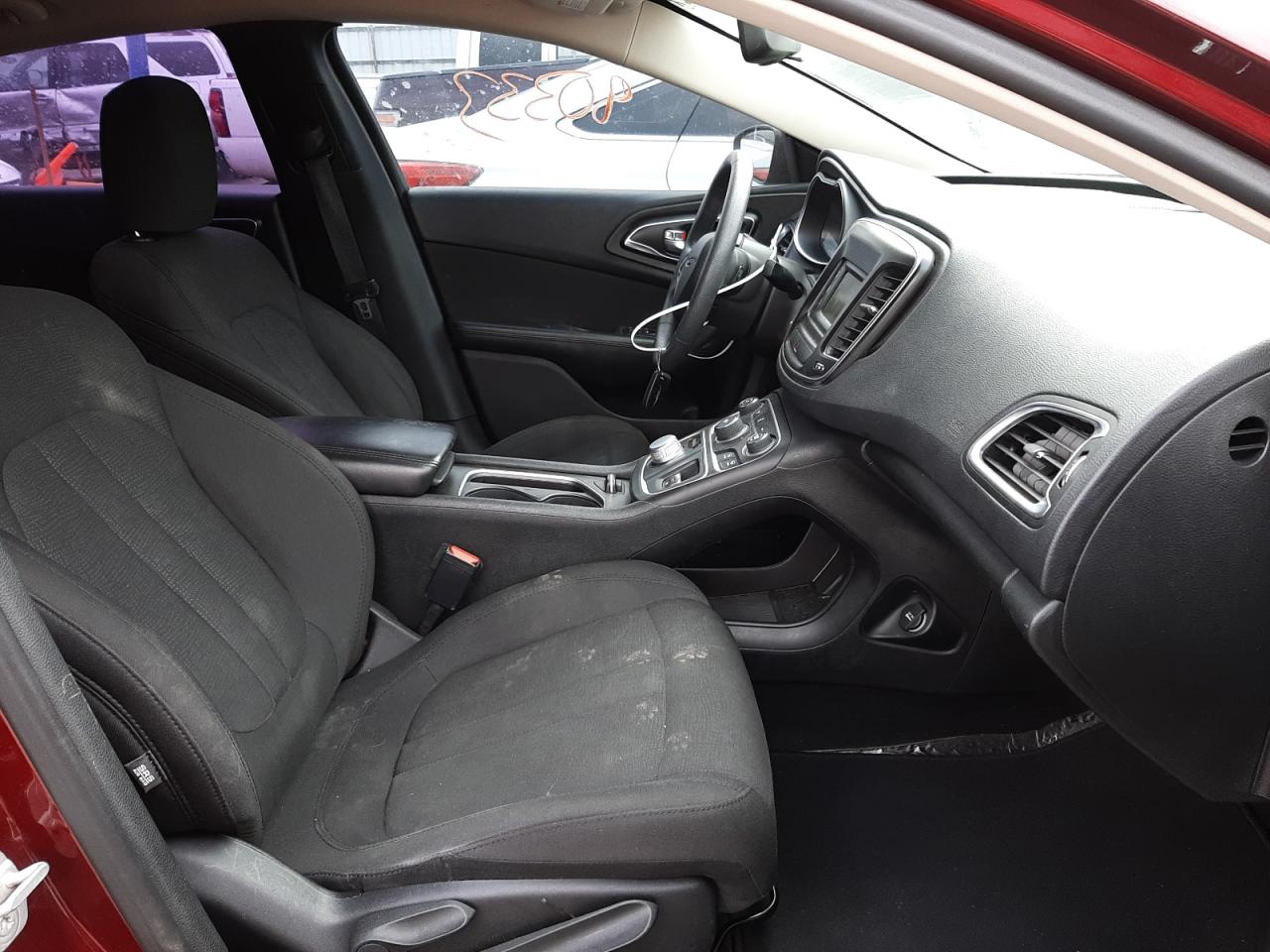 Photo 5 from auction – 2016 CHRYSLER 200 LIMITE with VIN 1C3CCCABXGN159003